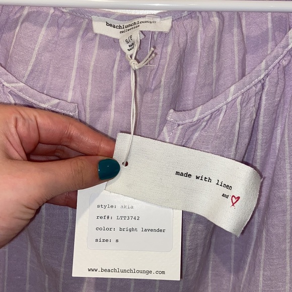 NWT. Beachlunchlounge Bright Lavendar Akia Top. Size Small. - Picture 5 of 8